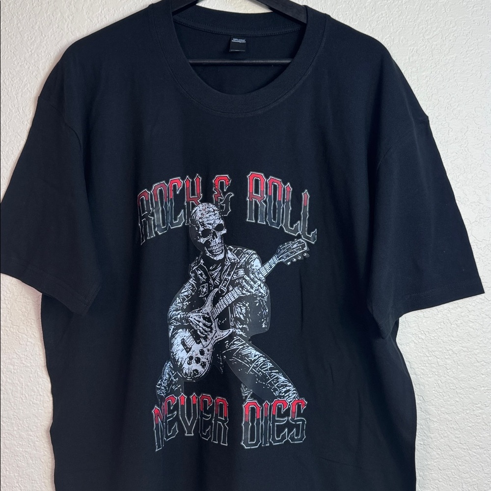 Black Graphic Rock T-Shirt